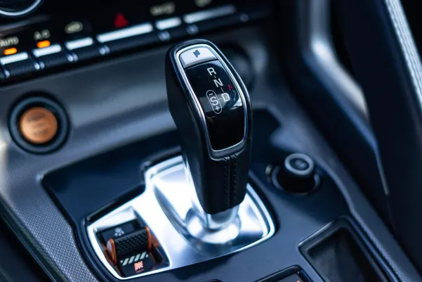 كازينو علاء الدين سلوتس تطبيق أندرويد/آي أو إس